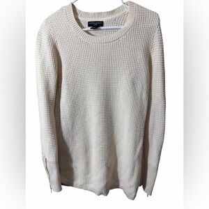 Cynthia Rowley Active- Knit cream sweater